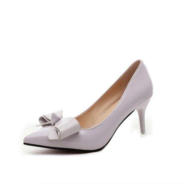 gray-pumps